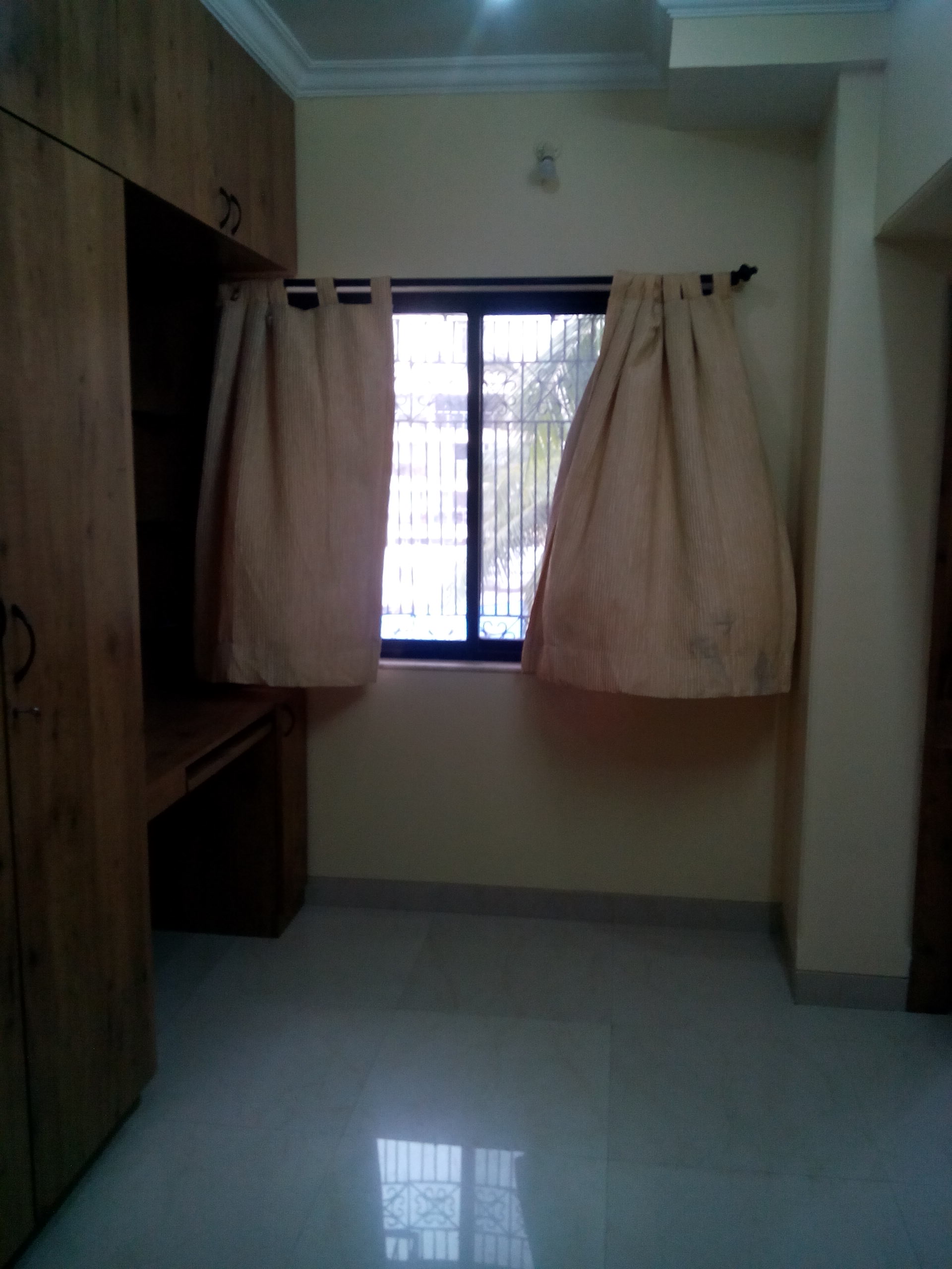 Residential Multistorey Apartment for Rent in 13th Road, Khar West, Mumbai- 400052 , Khar Road-West, Mumbai